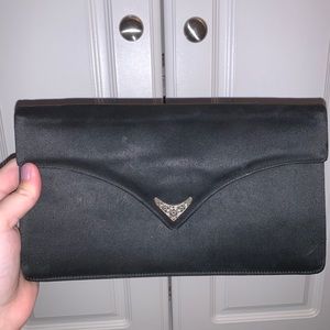 clutch purse